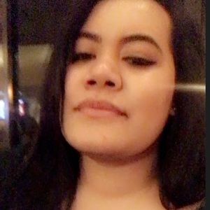 Meet your Posher, Nia